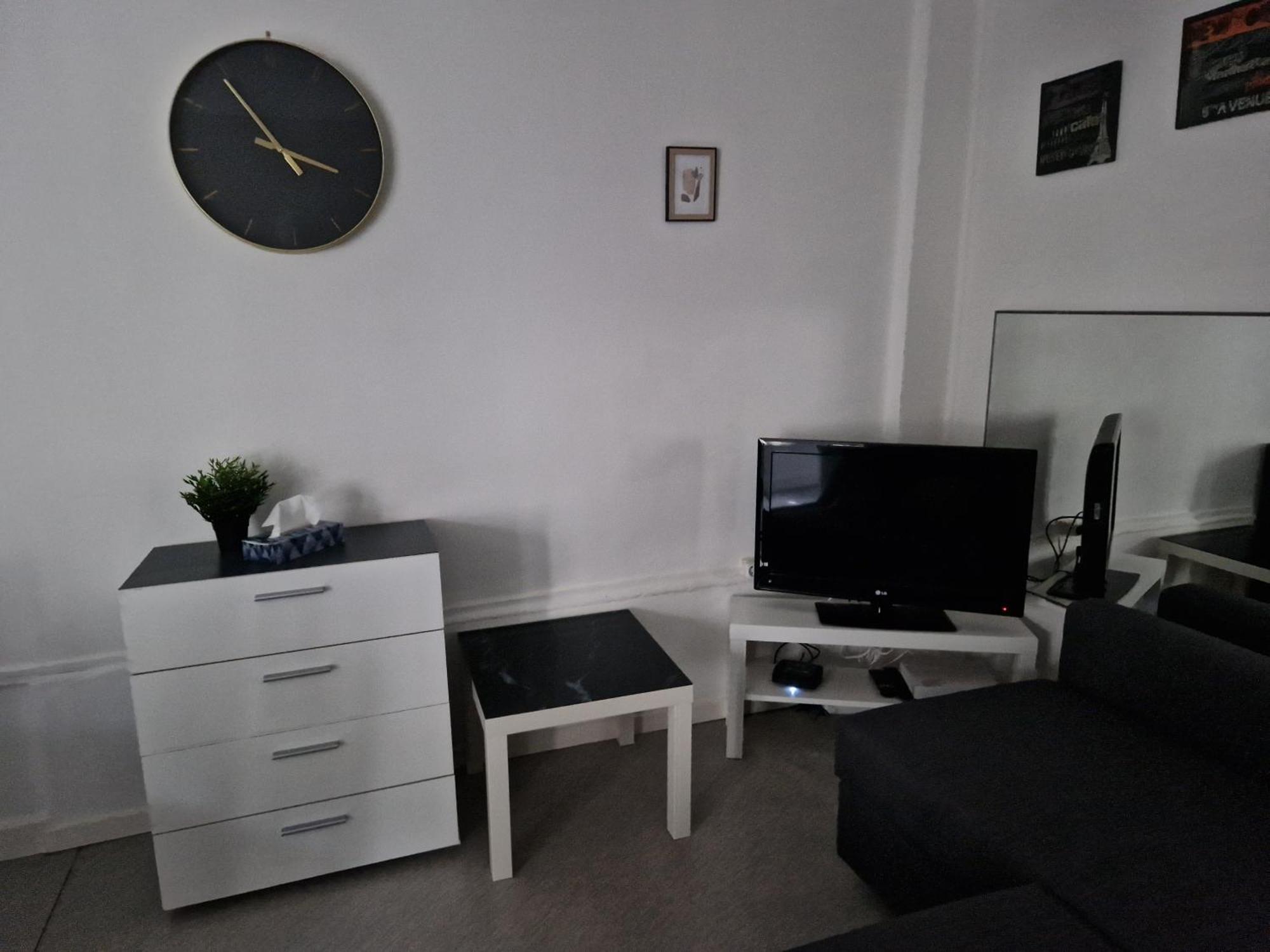 T3 Hypercentre Troyes Idealement Situe ภายนอก รูปภาพ